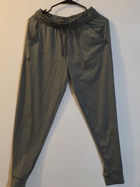 Under Armour Men’s Gray Athletic Jogger Pants